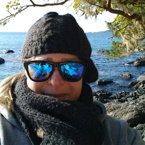 Meet your Posher, Shelley